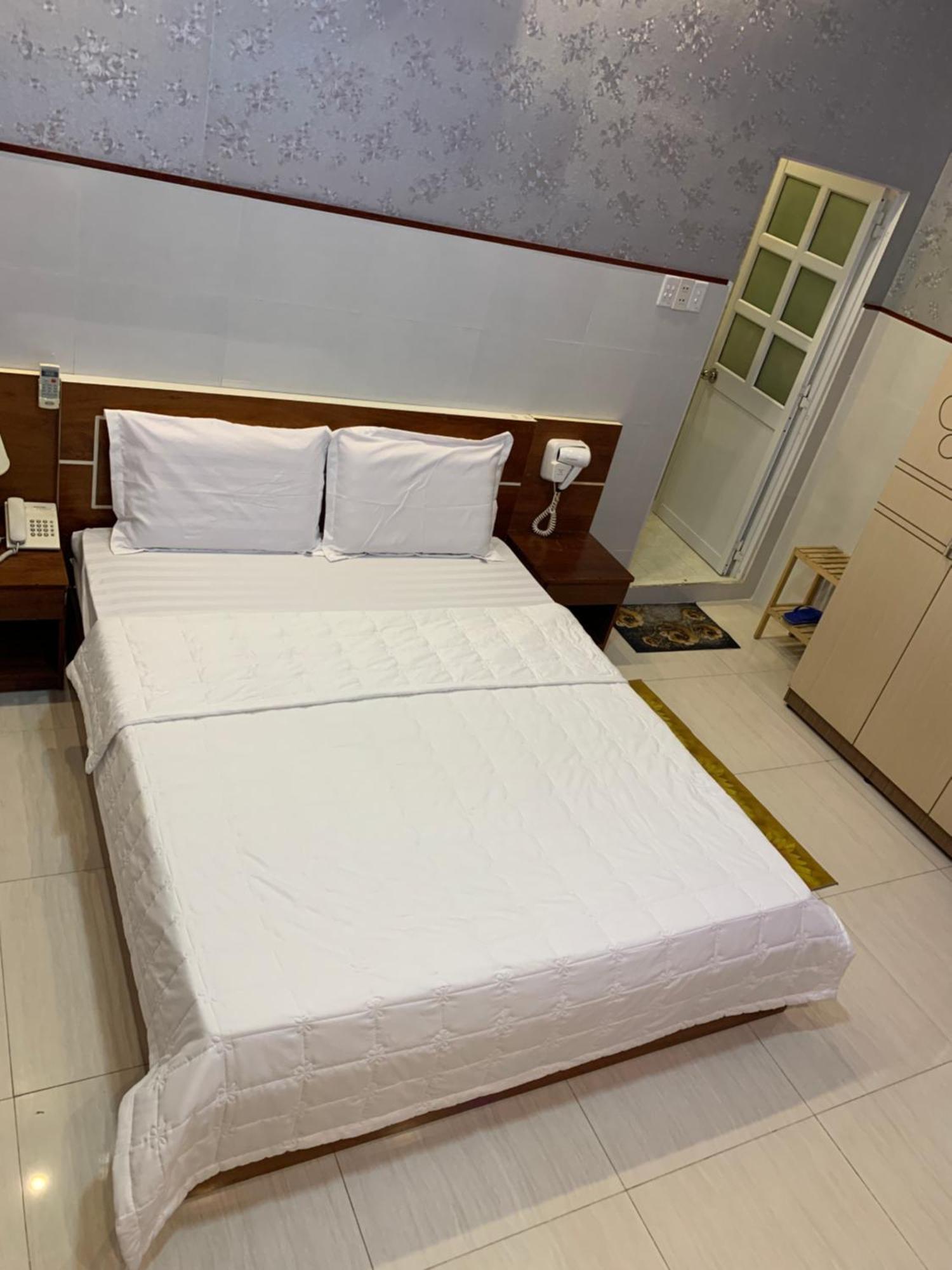 Khach San Kim Hung 2 Hotel Bac Lieu Exterior foto