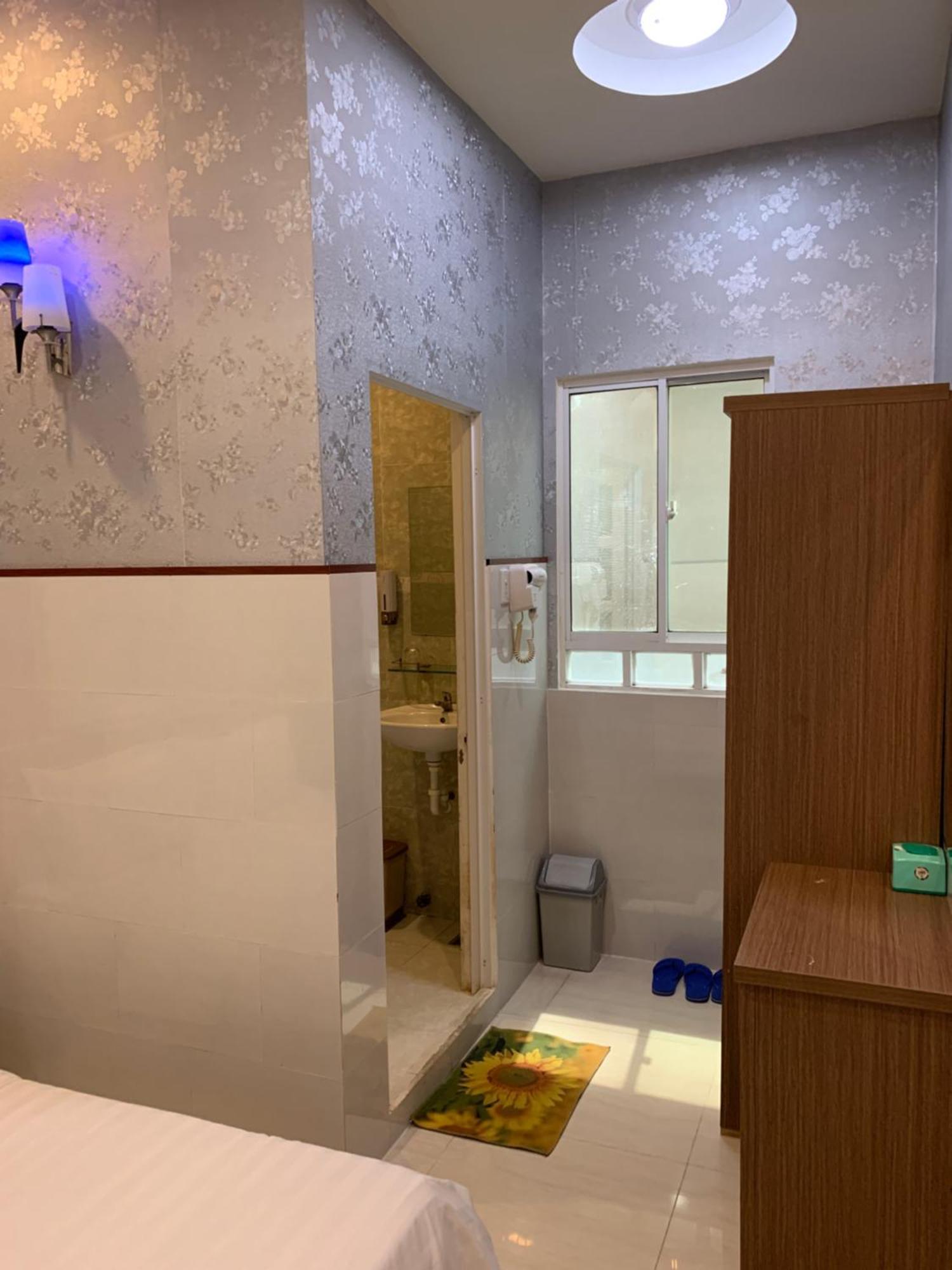 Khach San Kim Hung 2 Hotel Bac Lieu Exterior foto