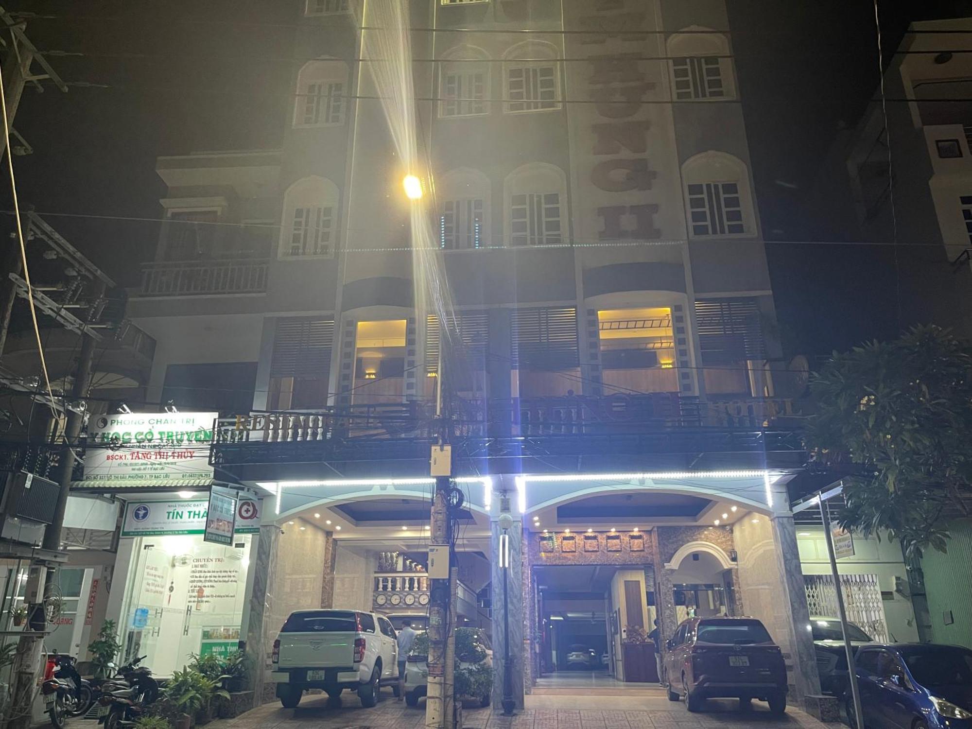 Khach San Kim Hung 2 Hotel Bac Lieu Exterior foto